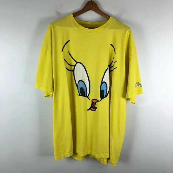 Vintage 1995 tweety bird XXL six flags t shirt 687 - Picture 1 of 12